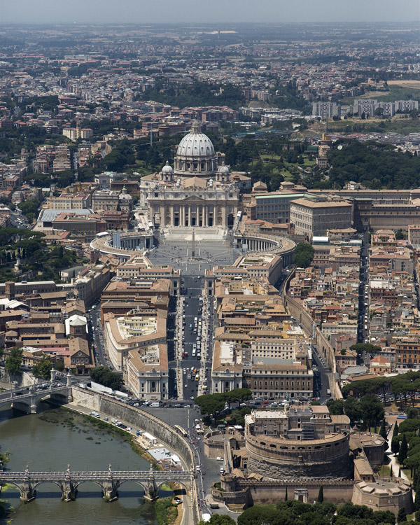 veduta aerea della Città del Vaticano (Basilio Rodella/Bams/Scala).